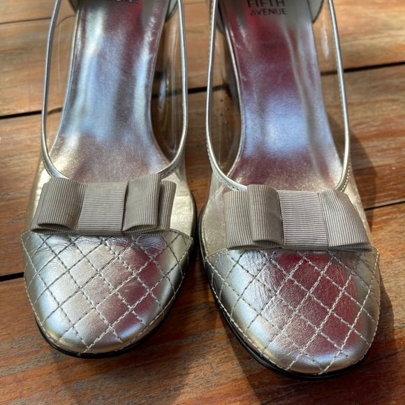 Saks fifth avenue clear with block heels sz 10 - Picture 5 of 5